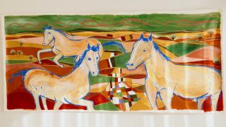 Esta obra saiu hoje do atelier.

Parte de uma memória que não se fixa - algo que permanece, mas que se transforma ao longo do processo.

A pintura constrói-se em camadas, entre gesto e cor, onde as formas surgem e se deixam transformar, sem nunca se tornarem totalmente definidas.

Marca o início de uma nova série.

O que permanece I
Acrílico e pastel de óleo sobre tela
210 × 100 cm

Em breve será apresentada no Porto.

EN

This work left the studio today.

It comes from a memory that does not remain fixed - something that persists, yet transforms throughout the process.

The painting is built in layers, through gesture and color, where forms emerge and shift, never becoming fully defined.

It marks the beginning of a new series.

What Remains I
Acrylic and oil pastel on canvas
210 × 100 cm

To be presented soon in Porto.

#artecontemporanea #pinturacontemporanea #arteportuguesa
#contemporarypainting #abstractfigurative
#processocriativo #memoria #porto