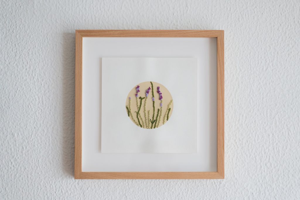 pintura; bordado; mistura de técnicas artísticas; alentejo